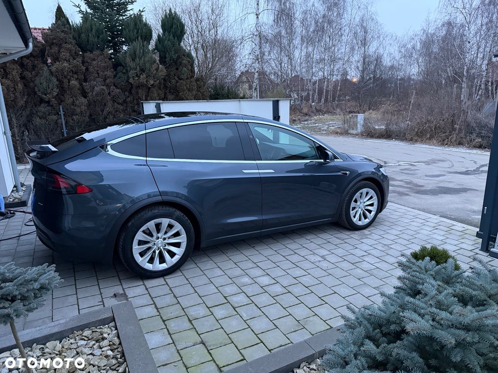 Tesla Model X Long Range Plus - 5