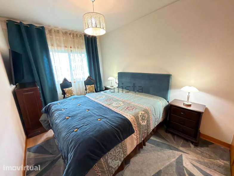 Apartamento T2 com garagem, arrumo e elevador em Leça do Balio - Grande imagem: 5/33