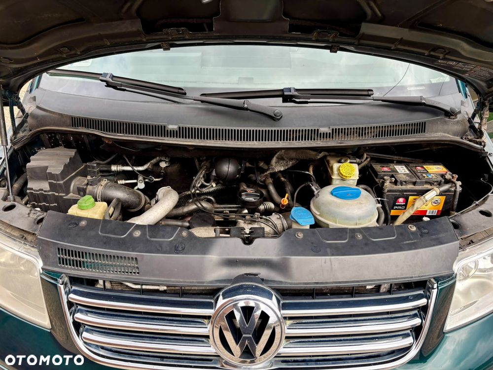 Volkswagen Multivan - 17