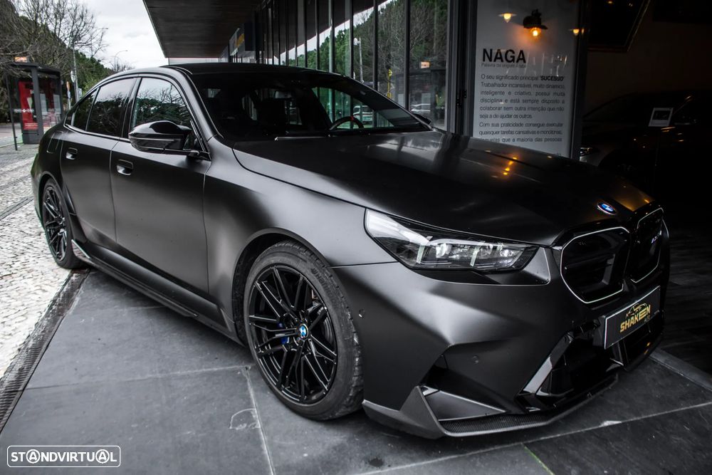 BMW M5 xDrive - 6