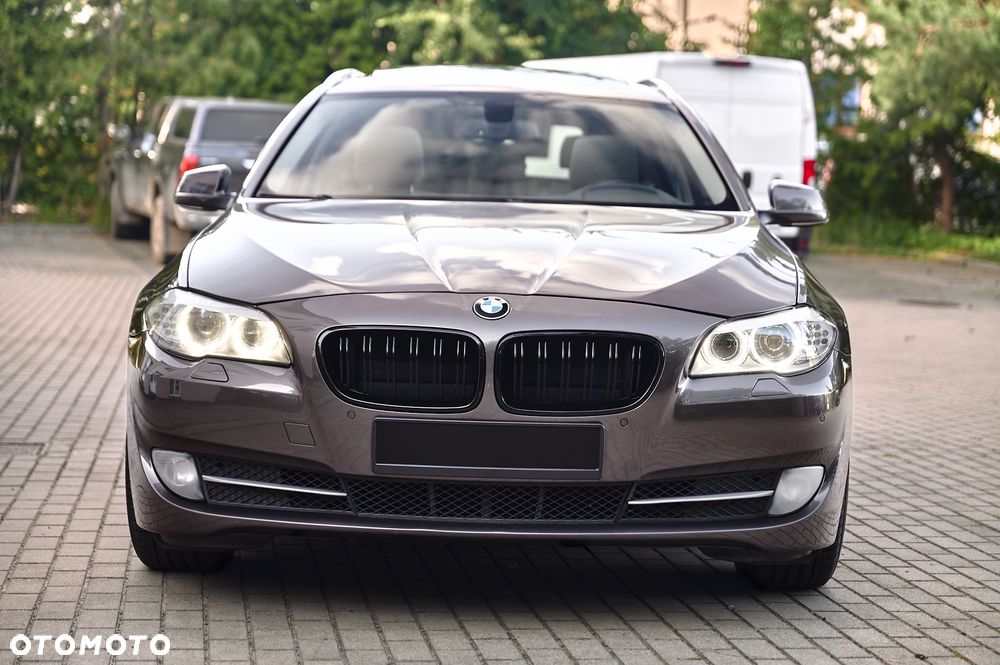 BMW Seria 5 520d - 10