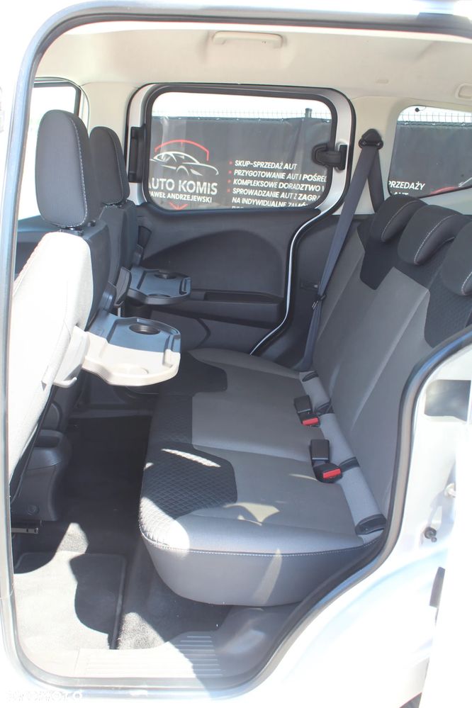 Ford Tourneo Courier 1.0 EcoBoost S&S Titanium - 20