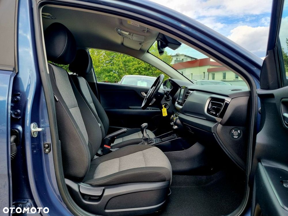 Kia Stonic 1.6 CRDi SCR L - 11