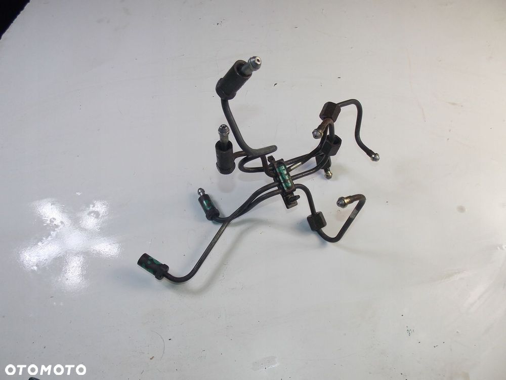 przewody paliwa wtryskowe nissan navara d22 2.5 di - 1