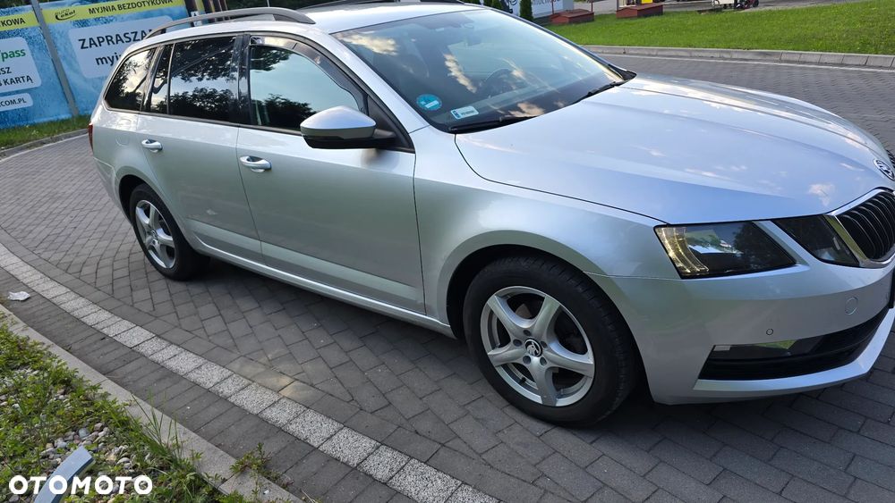 Skoda Octavia 1.6 TDI SCR Style - 8