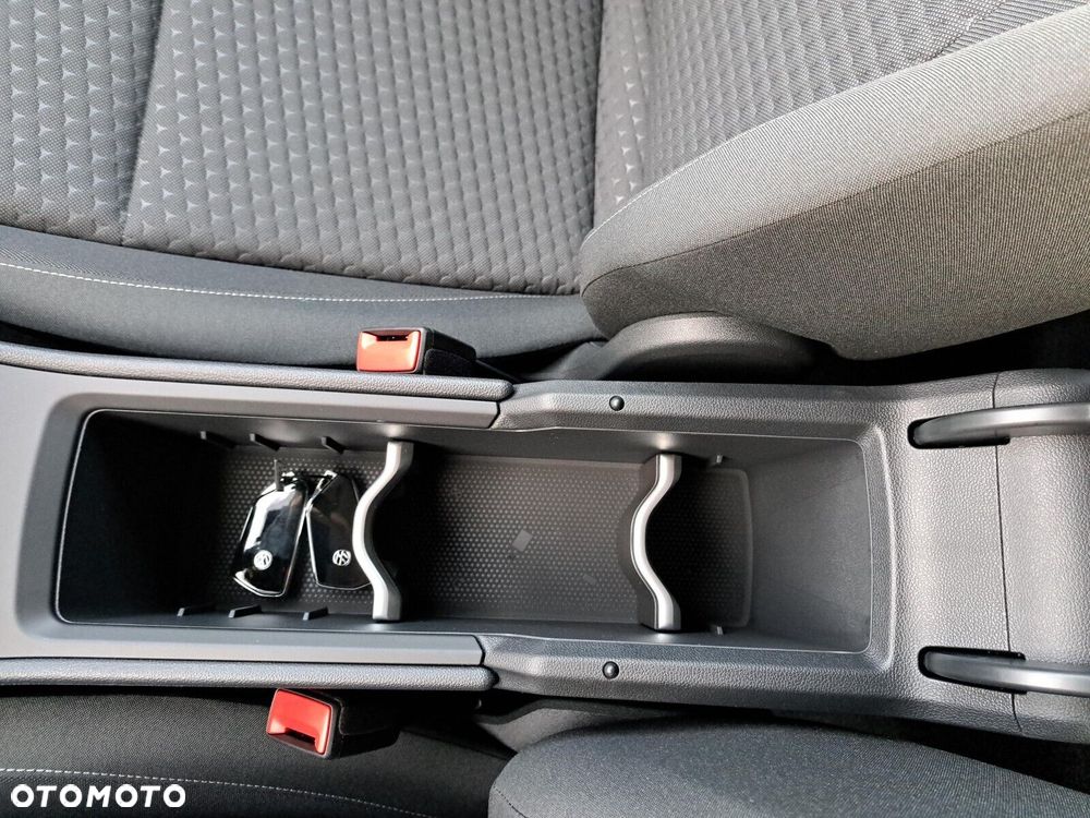 Volkswagen T-Roc - 40