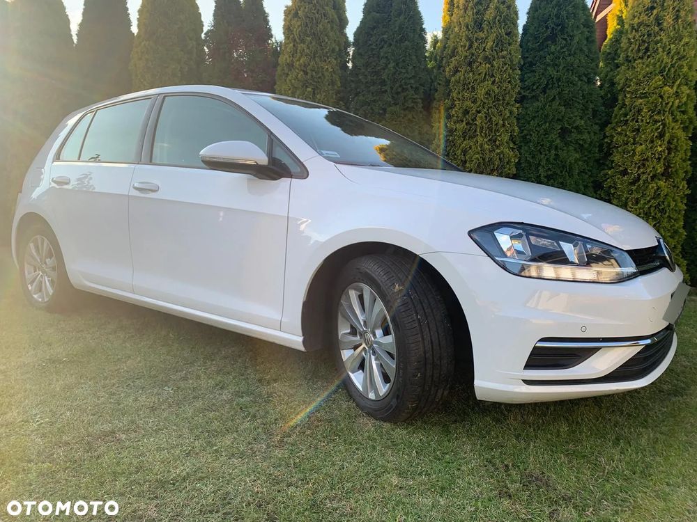 Volkswagen Golf - 5