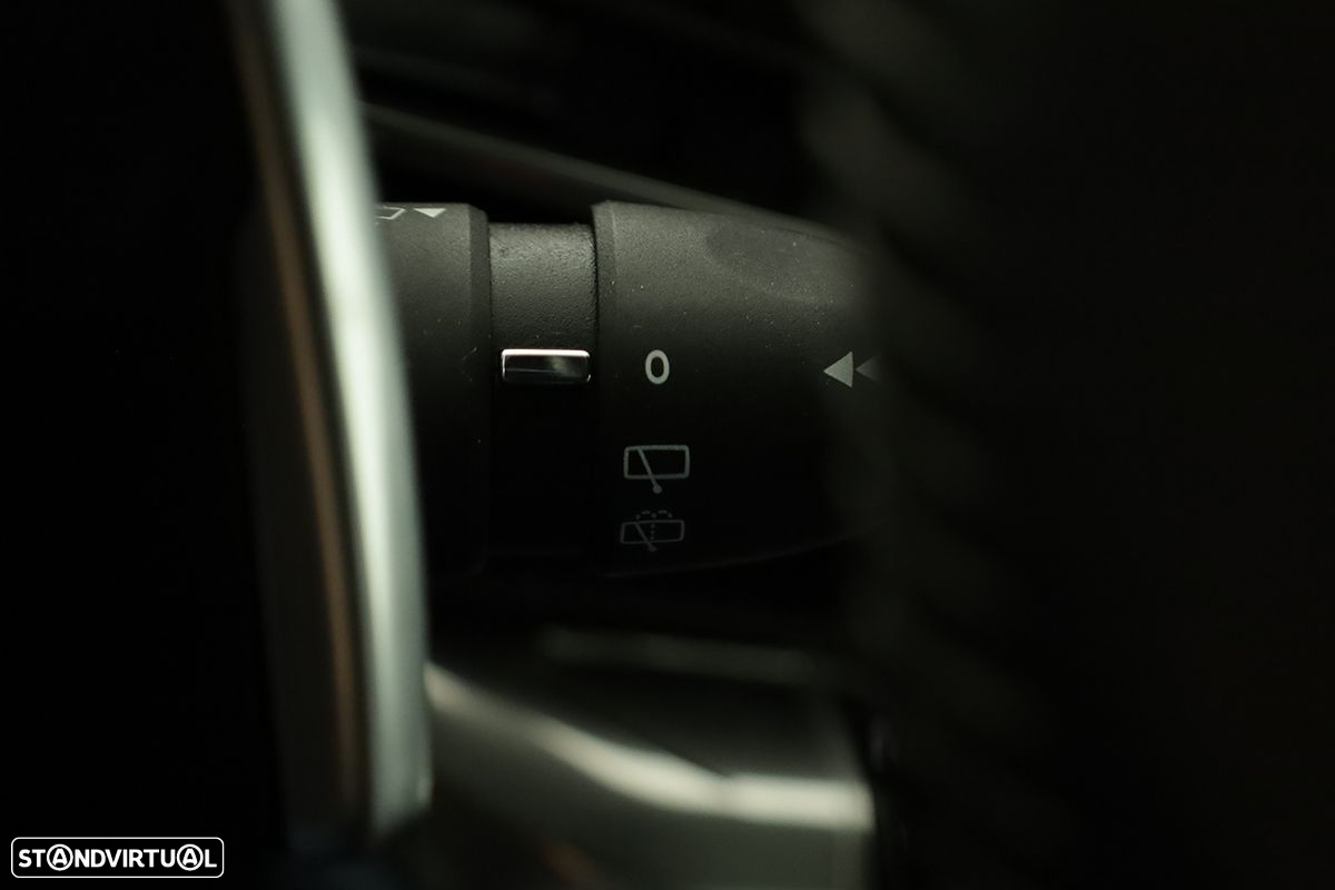Peugeot 5008 1.2 PureTech Allure Pack EAT8 - 19