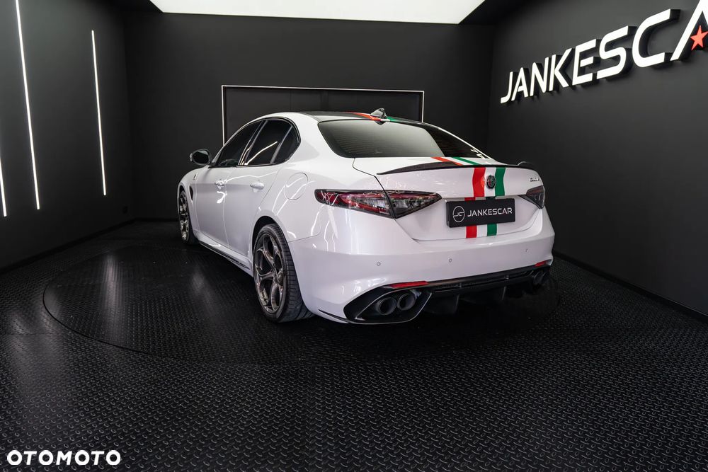 Alfa Romeo Giulia 2.9 Bi Turbo V6 Quadrifoglio - 7