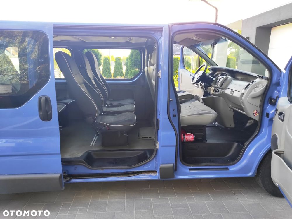 Opel Vivaro L2H1 2.9t - 20