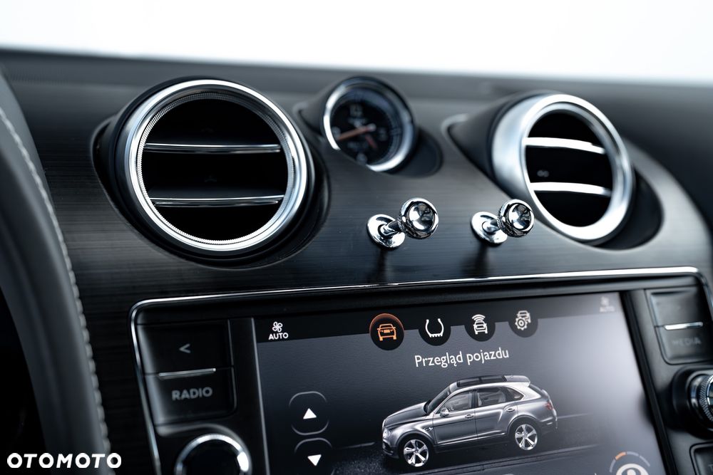 Bentley Bentayga W12 - 25