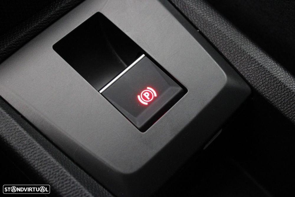 Opel Frontera 44 kWh GS — fotografia 19