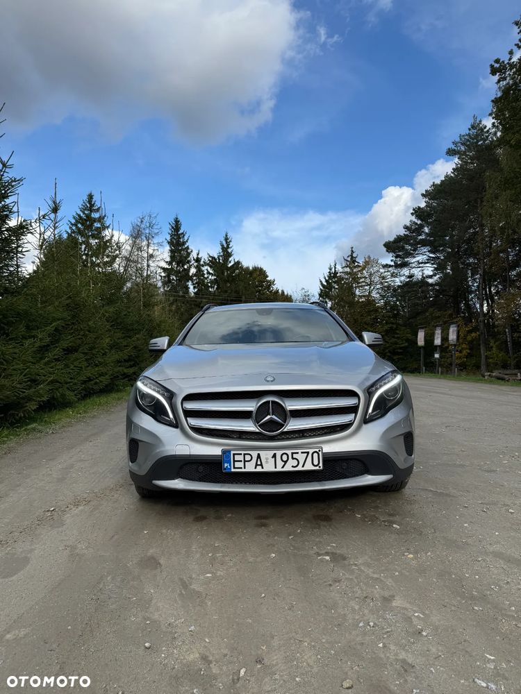 Mercedes-Benz GLA 250 4-Matic - 28