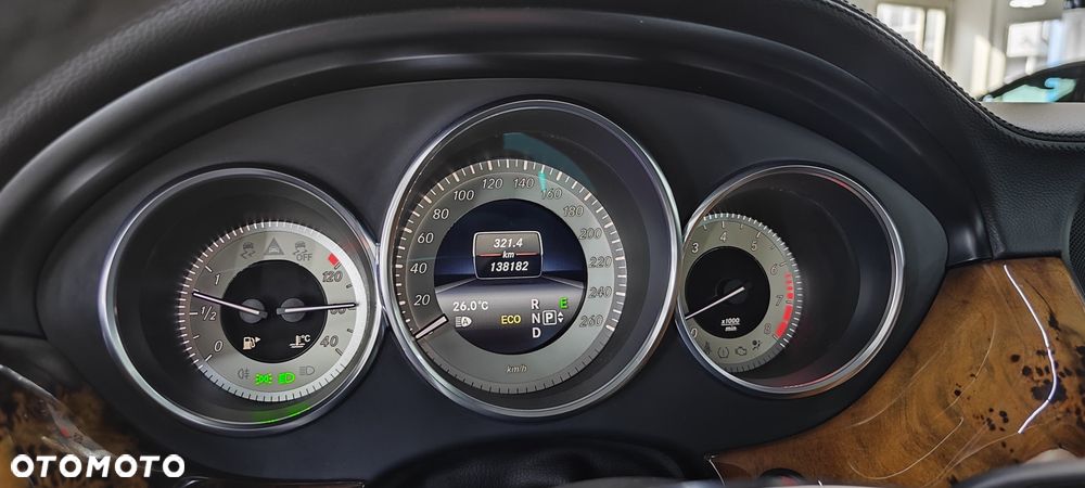 Mercedes-Benz CLS 500 4-Matic 7G-TRONIC - 21