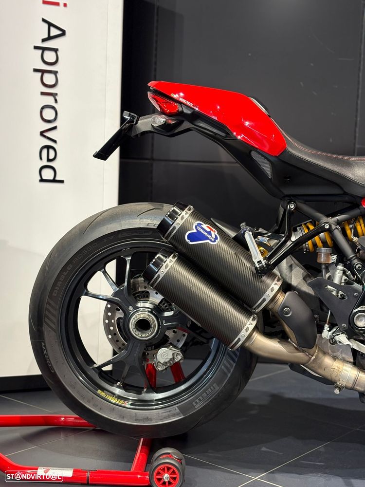 Ducati Monster 1200 R - 3