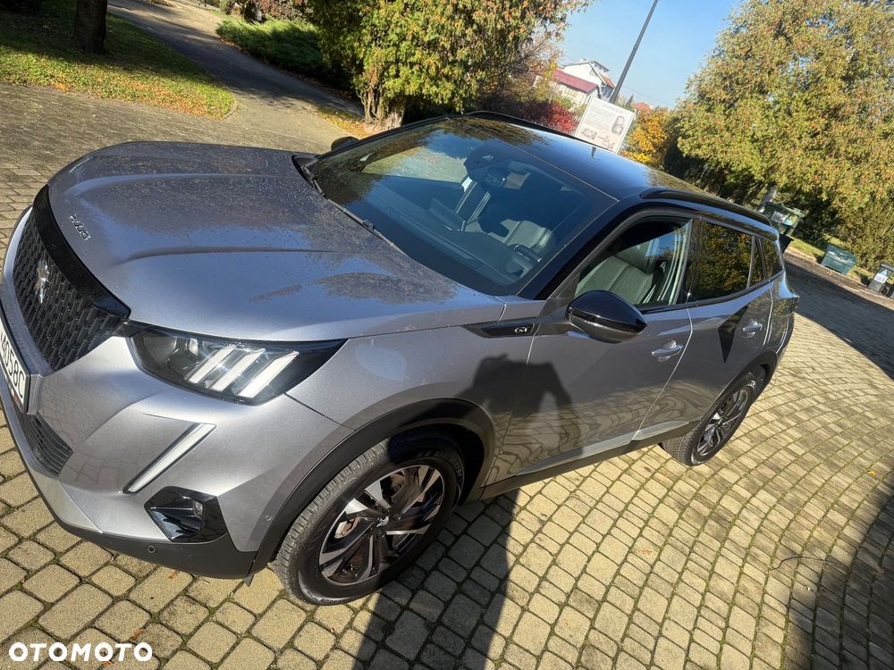 Peugeot 2008 PureTech 130 EAT8 GT - 16