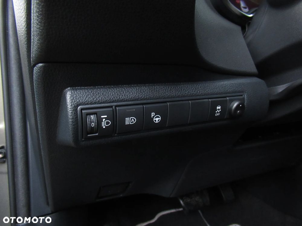 Toyota Corolla 2.0 Hybrid Comfort - 37