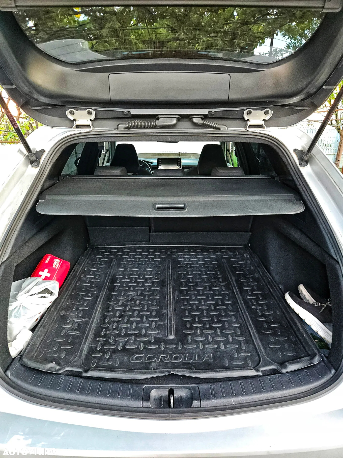 Toyota Corolla 1.8 HSD Eco - 8