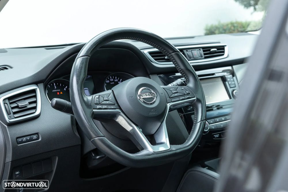 Nissan Qashqai 1.5 dCi N-Connecta - 17
