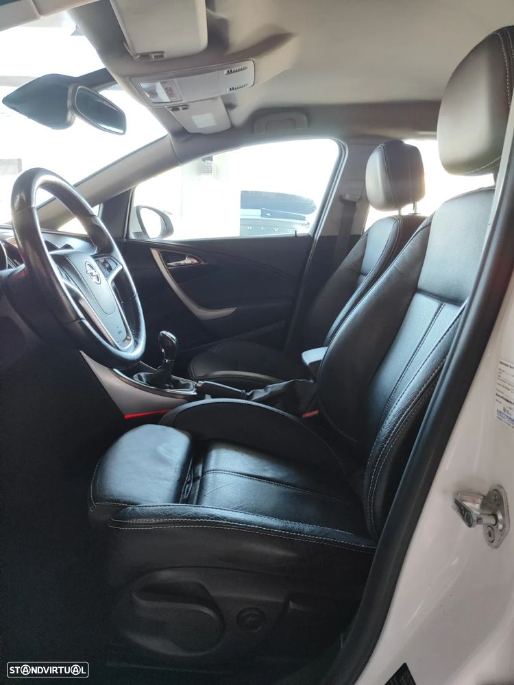 Opel Astra Sports Tourer 1.7 CDTI DPF ecoFLEX S&S Innovation - 26