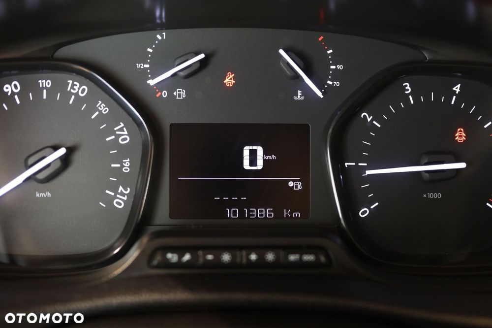 Toyota Proace Verso - 29