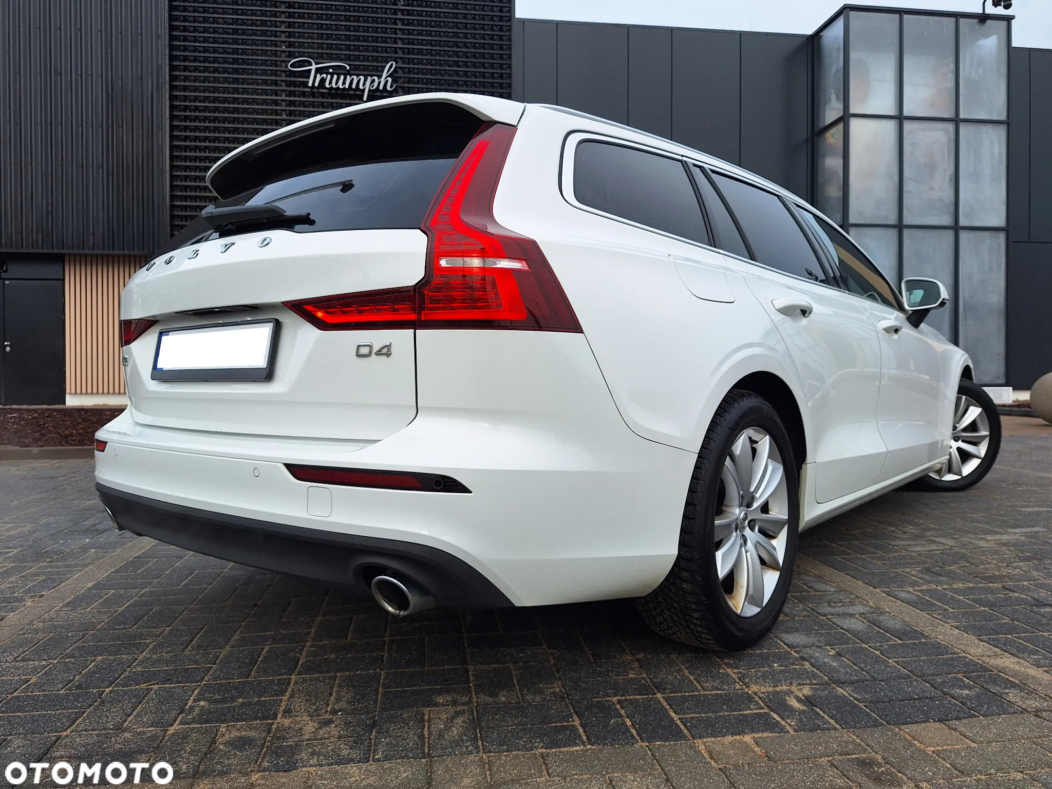 Volvo V60 D4 Momentum Pro - 15
