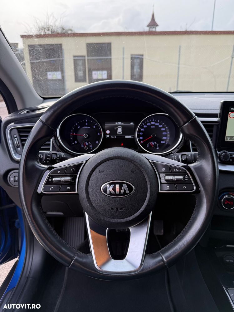 Kia XCeed 1.6 CRDi DCT7 LAUNCH EDITION - 8