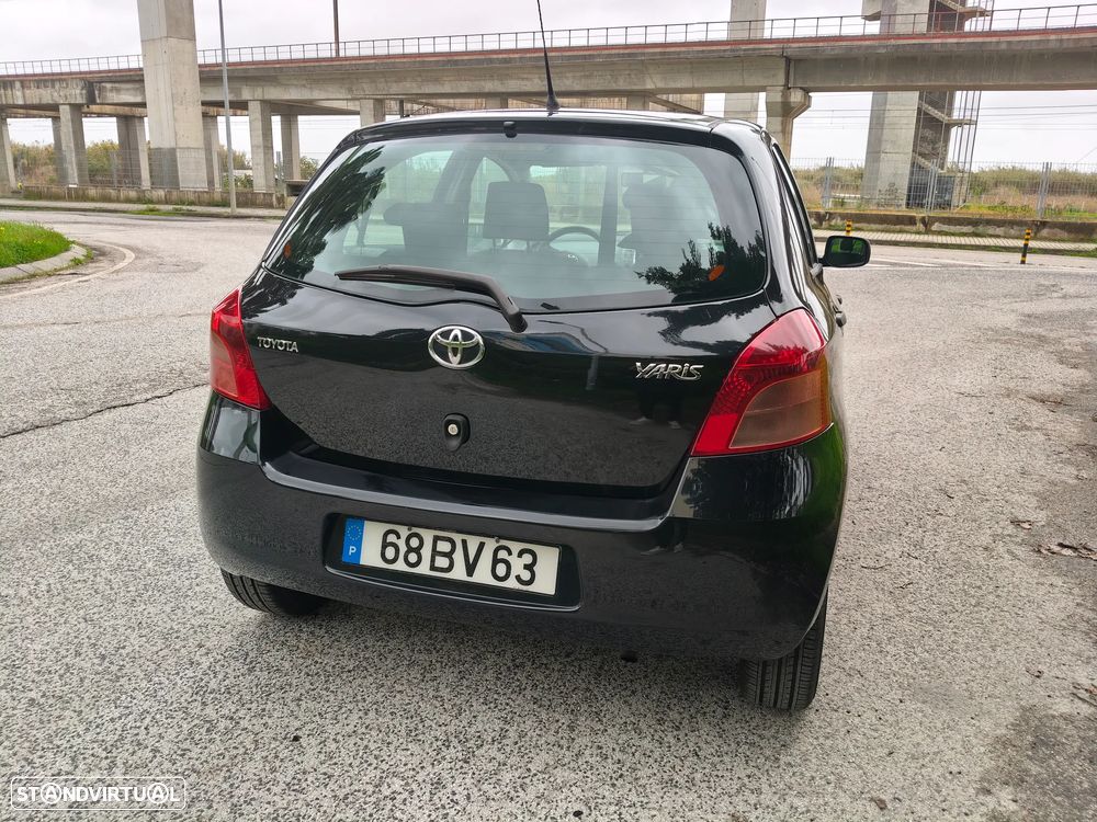 Toyota Yaris 1.0 VVT-i AC - 5