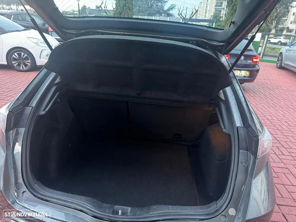 Honda Civic 1.4 i-VTEC Sport - 12