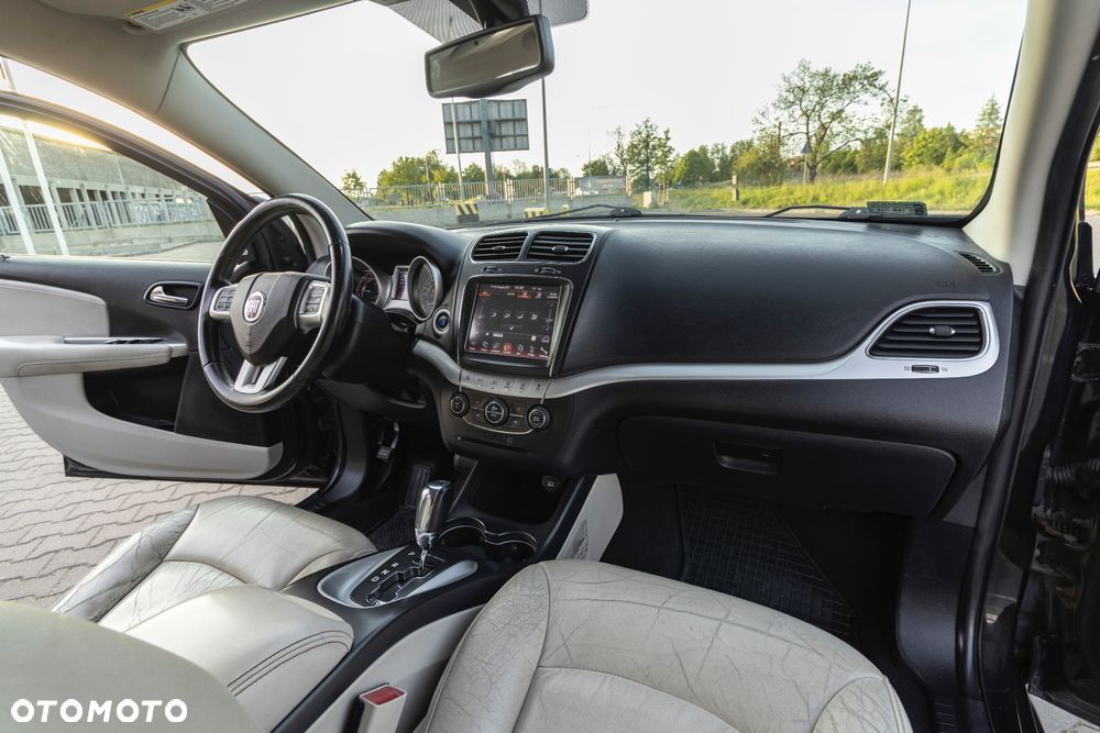 Fiat Freemont 3.6 V6 Lounge - 40