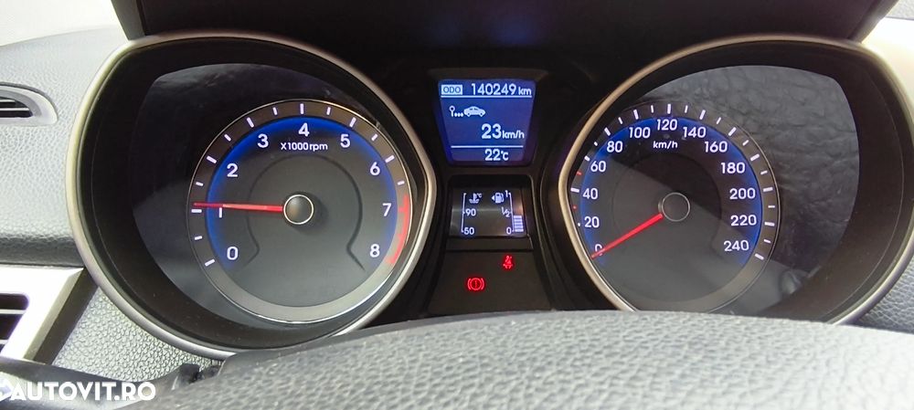 HYUNDAI i30 2013 — imagine 4