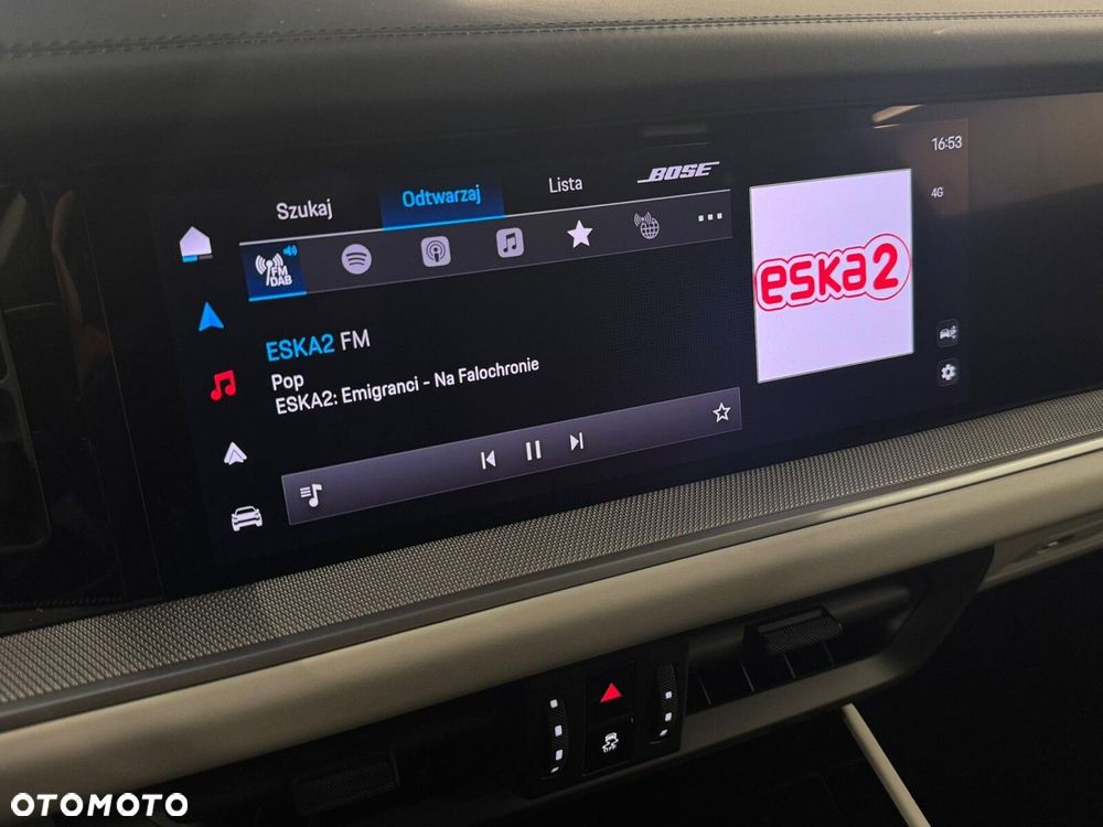 Porsche Cayenne - 26