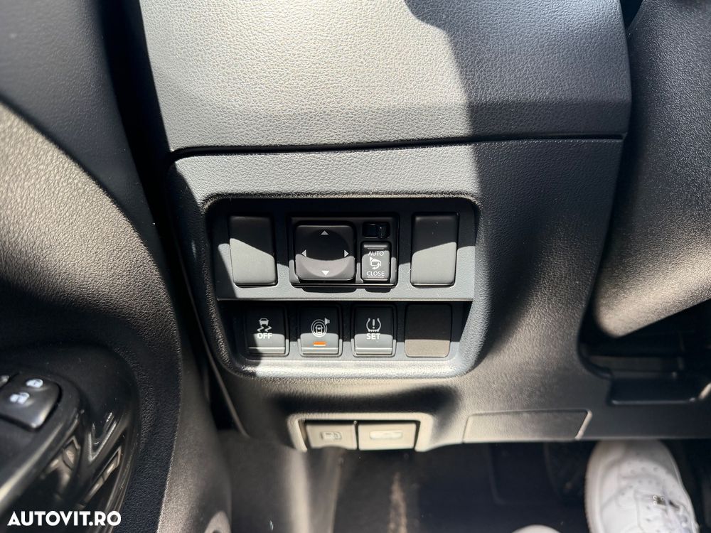 Nissan Juke 1.6 Xtronic Tekna - 23