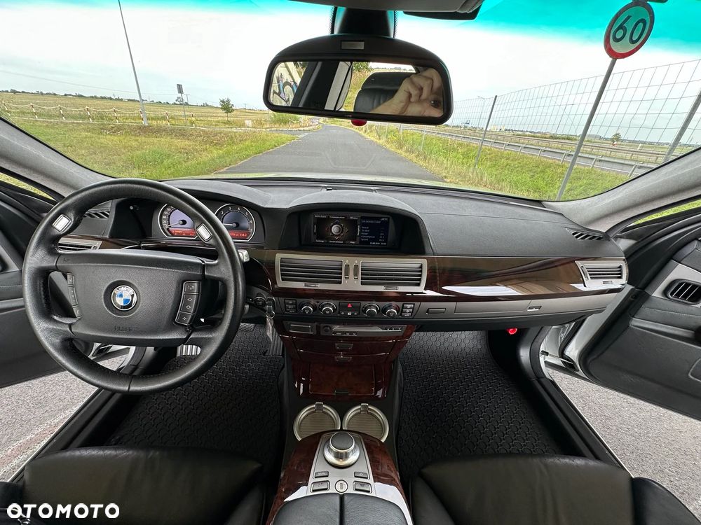 BMW Seria 7 760i L - 13