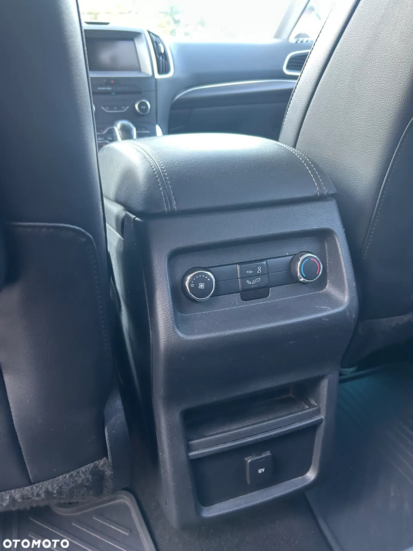 Ford Galaxy - 16