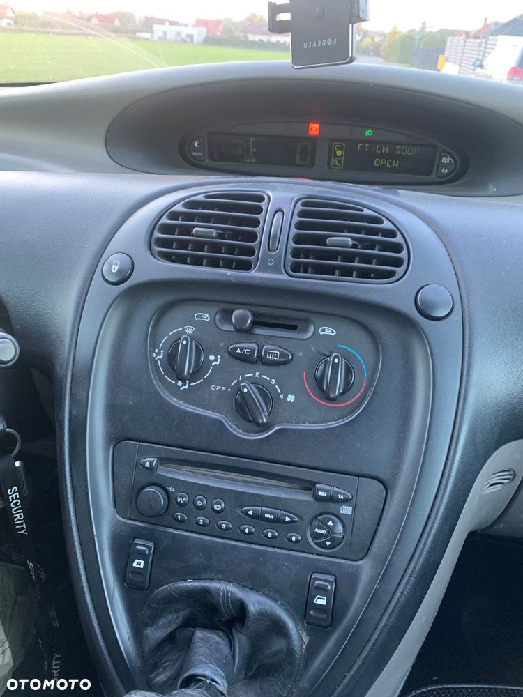 Citroën Xsara Picasso 1.6 - 5
