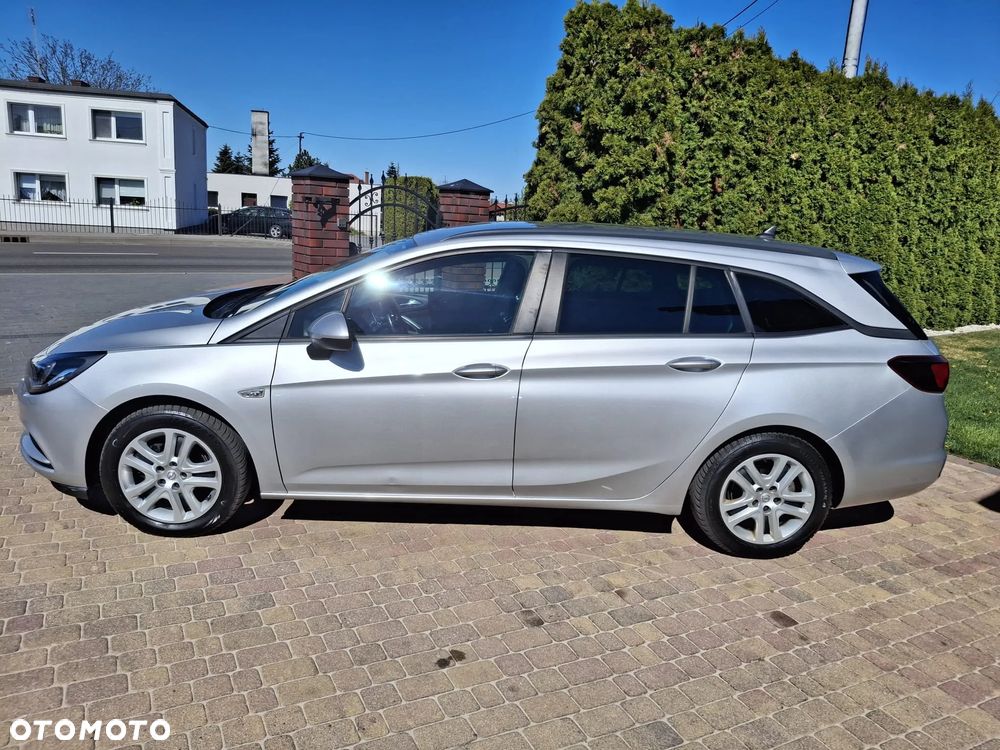 Opel Astra 1.6 D Start/Stop Business - 4