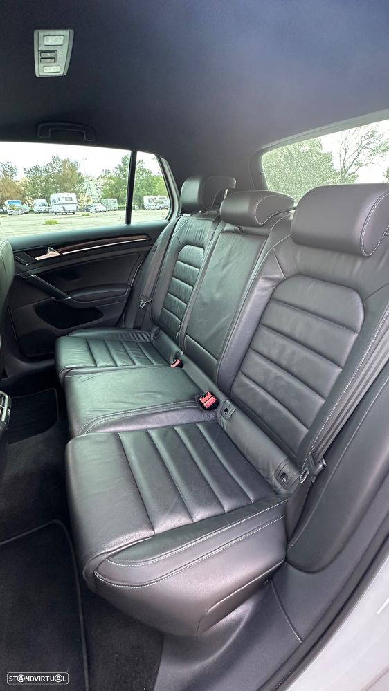 VW Golf - 13