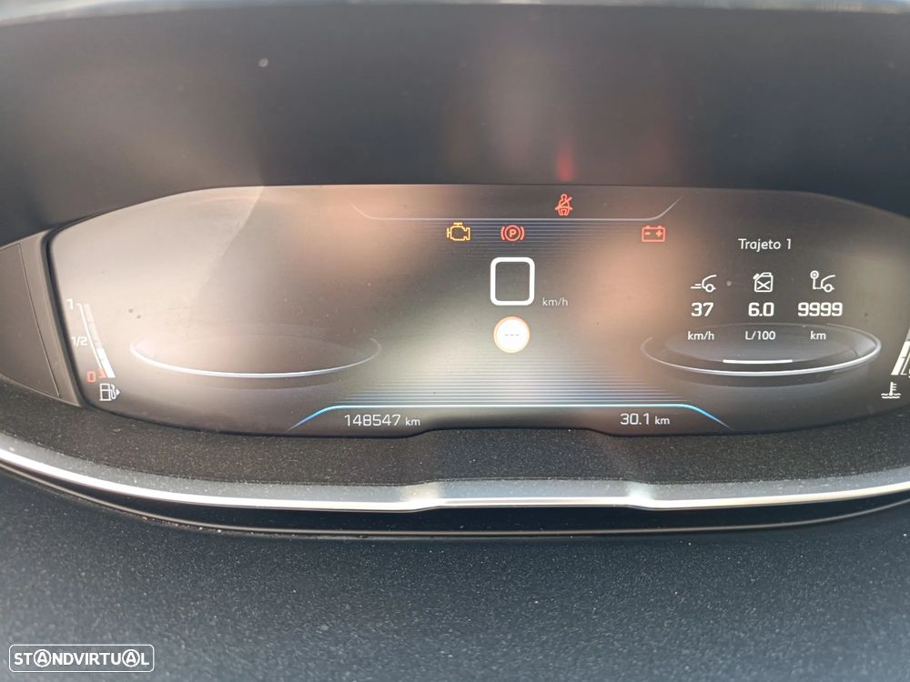 Peugeot 5008 1.5 BlueHDi Allure - 5