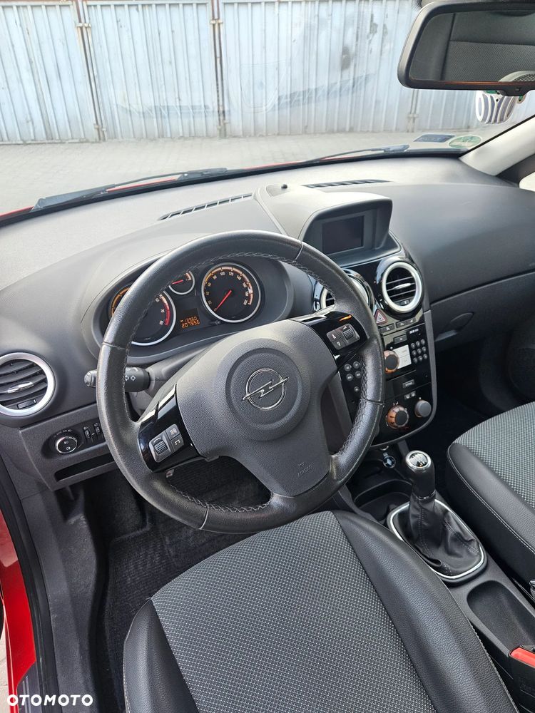 Opel Corsa 1.4 16V Innovation - 4