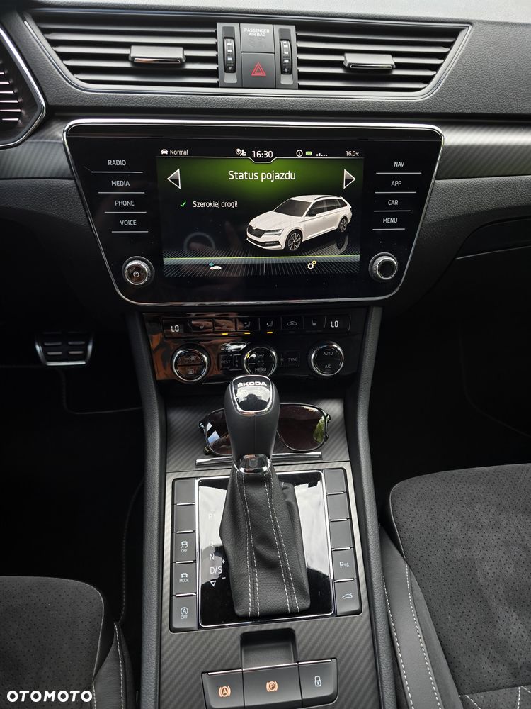 Skoda Superb 2.0 TSI Sportline DSG - 12