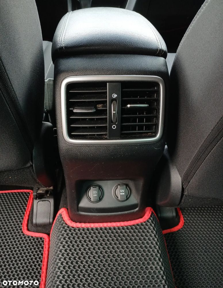 Kia Sportage 1.6 T-GDI M 2WD DCT - 23