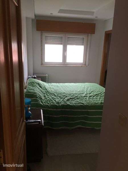 T2 Remodelado | Suíte | 85 m² | 9.º Andar | São Marcos | 1.100 €/mês - Grande imagem: 5/10