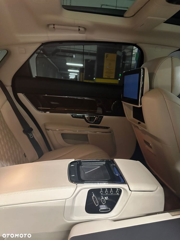 Jaguar XJ 3.0 V6 Langversion Autobiography - 36