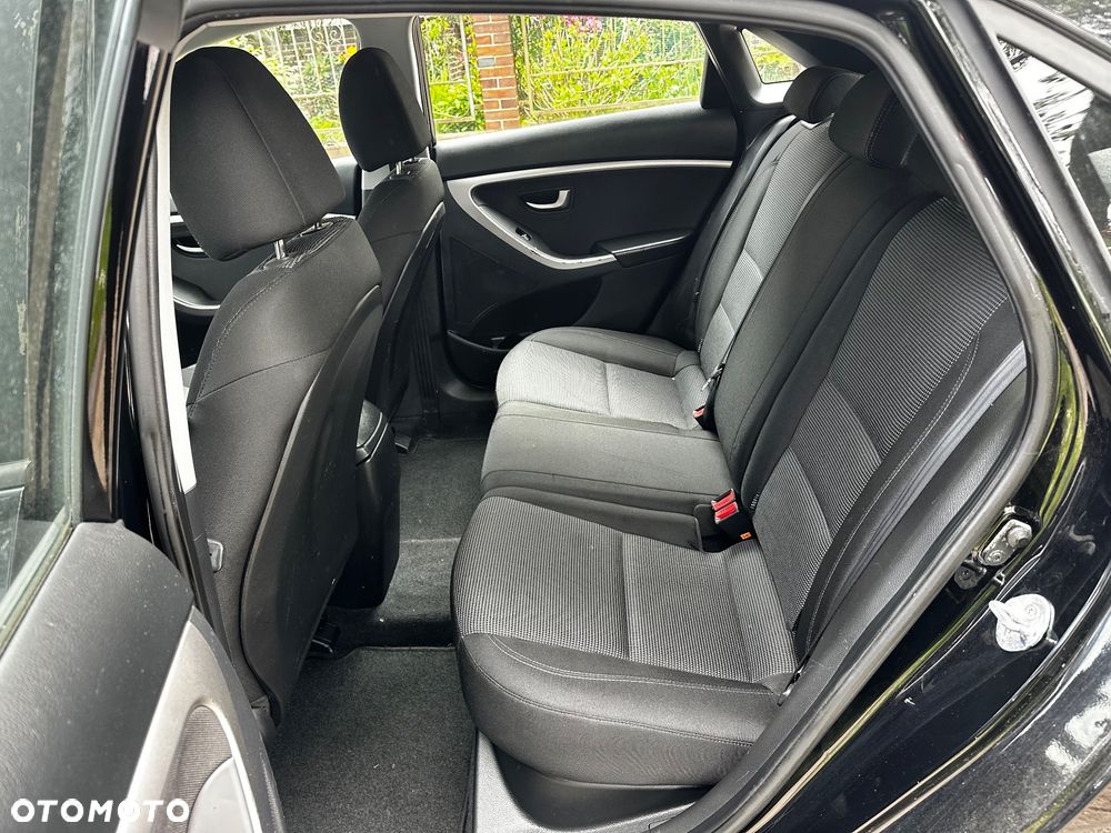 Hyundai i30 1.4 Premium - 16