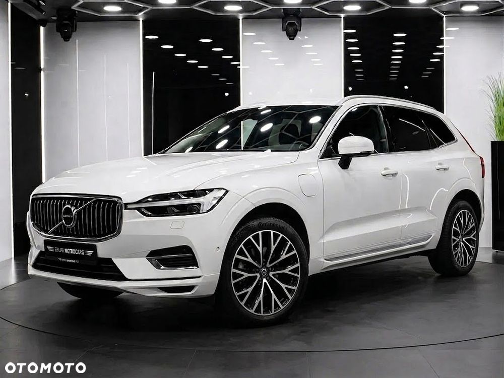 Volvo XC 60 T8 Plug-In Hybrid AWD R-Design - 3