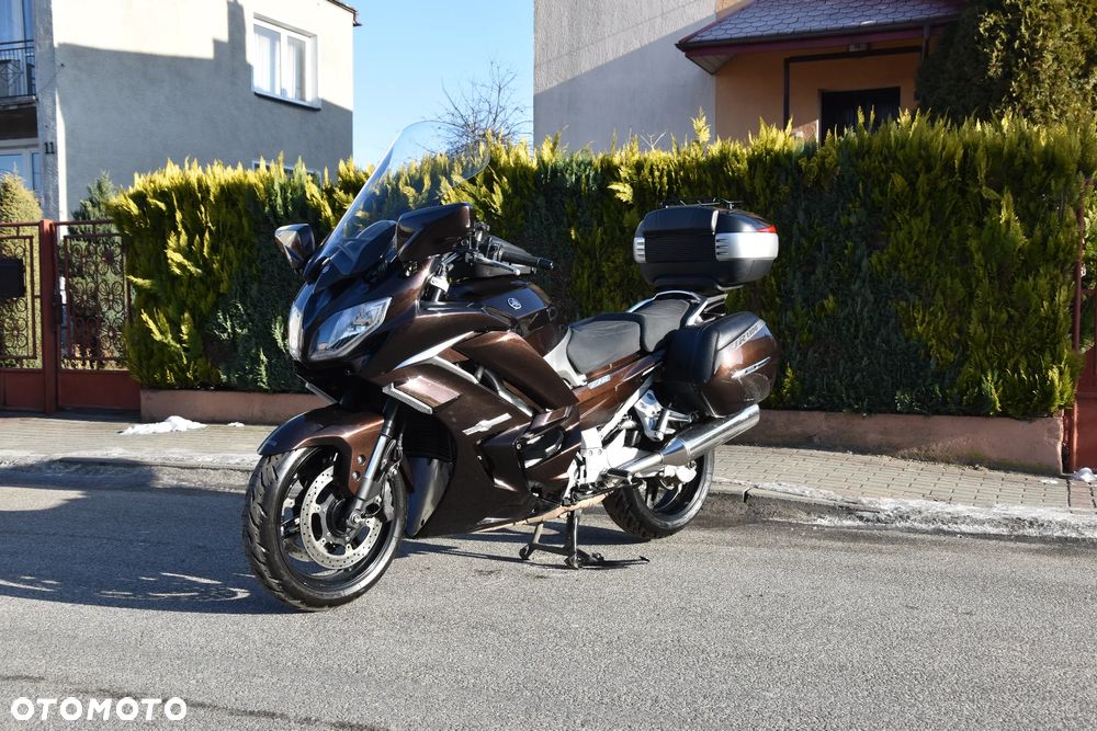Yamaha FJR - 3