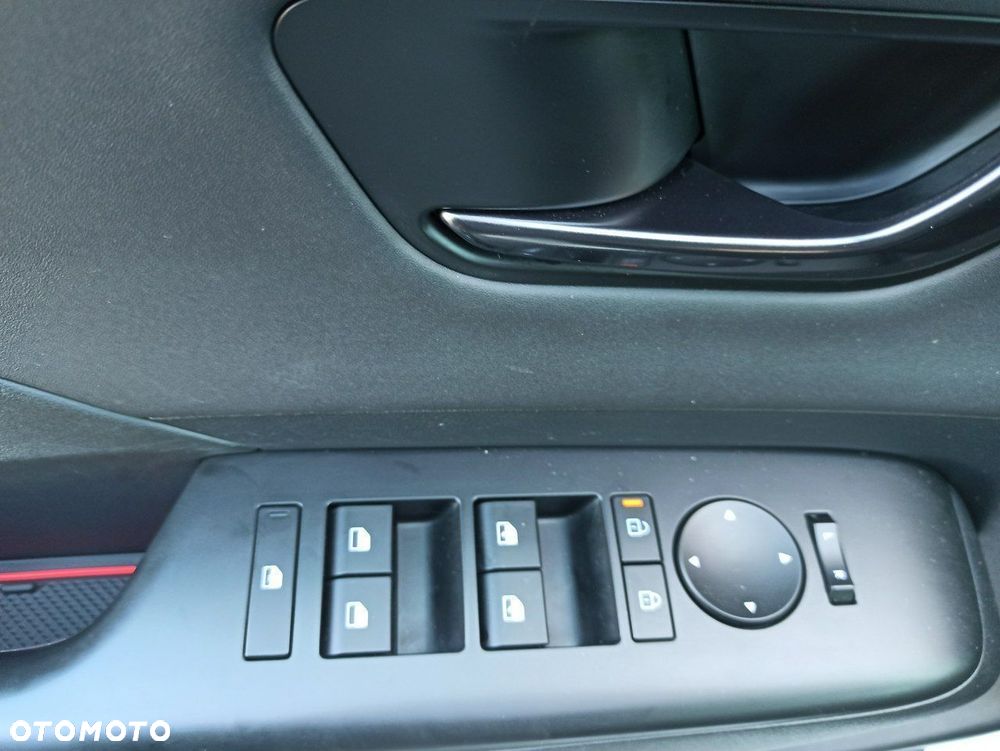 Hyundai Kona - 13