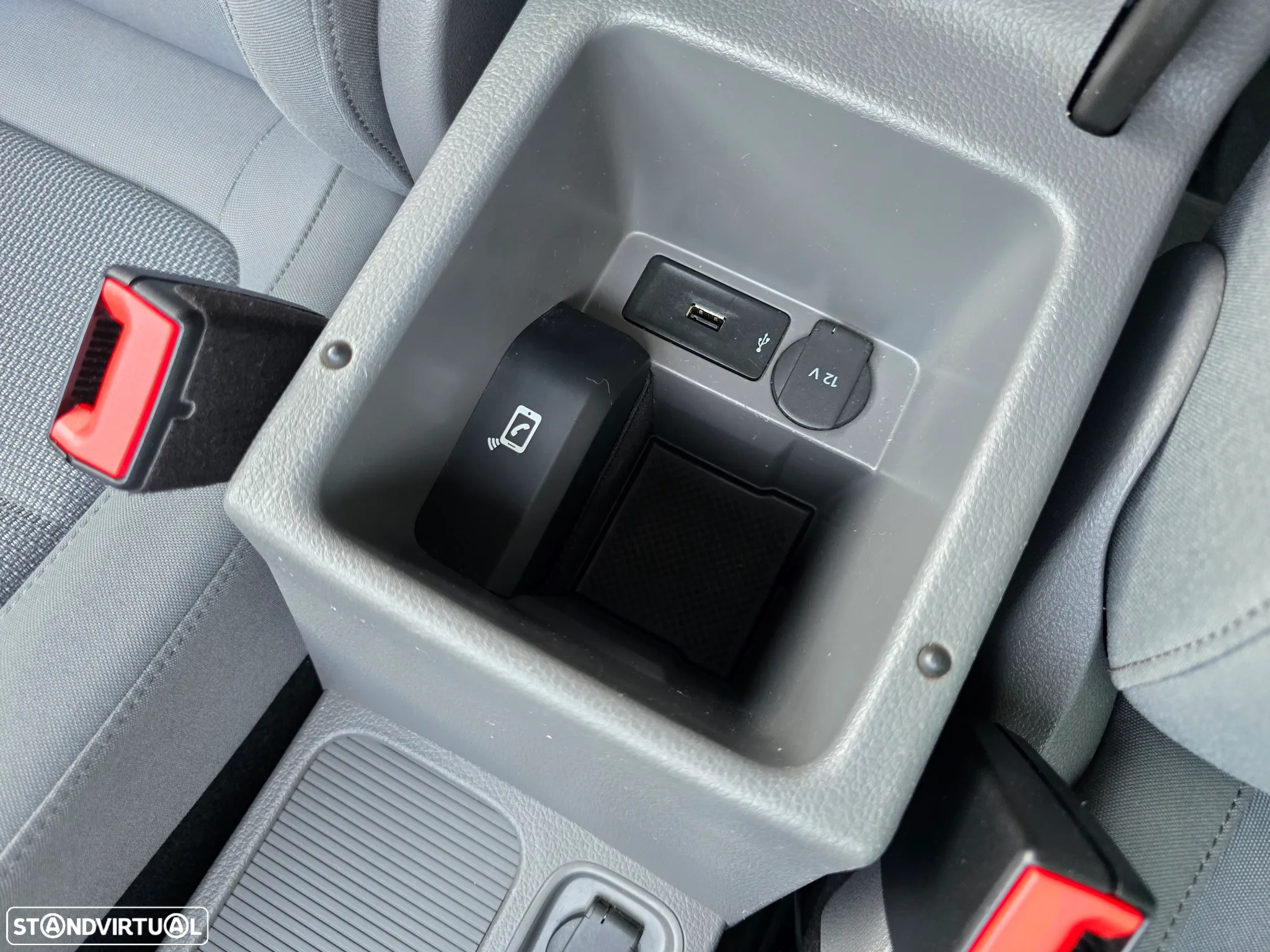 VW Sharan 1.4 TSI Highline DSG - 24