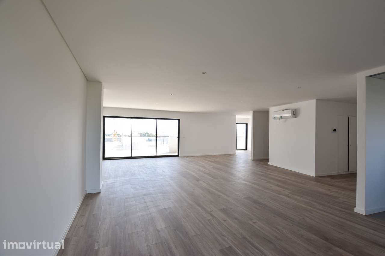 Penthouse T5 com vista rio e mar | Carnaxide, Lisboa - Grande imagem: 4/19